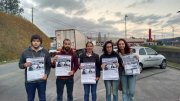 Jovens e trabalhadores pela readmissão de demitida política da JBS-Friboi