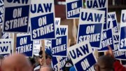 Fim das greves automotivas nos Estados Unidos: grevistas conquistam aumento salarial de 25%