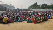 Fortes protestos de trabalhadoras na fábrica de iPhone na Índia