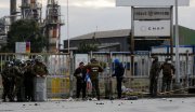 Governo Boric reprime trabalhadores terceirizados que protestavam em refinaria