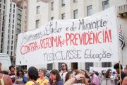 As professoras irão cruzar os braços em SP: Exigimos das centrais sindicais a organização da luta das mulheres junto à educação 