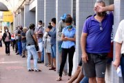 Brasil de Bolsonaro: 46% dos trabalhadores viram a renda diminuir ou acabar na pandemia
