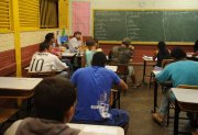 Rodrigo Garcia corta gratificação noturna dos professores da rede em SP