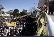 Centenas de manifestantes tomam as ruas de BH em ato antirracista e antifascista