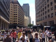 Nova manifestação contra pacote de Pezão toma as ruas do centro no Rio