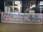 Em protesto, trabalhadores da Trensurb paralisam por 1 hora em Porto Alegre