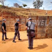 PM de Dória utiliza "favela" como alvo em treinamento