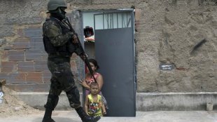 Quilombo Vermelho: Abaixo a intervenção federal no Rio de Janeiro!
