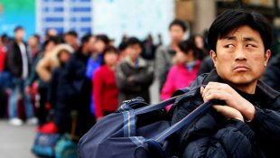 China: os pobres são os mais expostos ao coronavírus e às medidas autoritárias do regime
