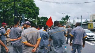 O tempo da luta de classes: crônica sobre a luta dos terceirizados da UFMG