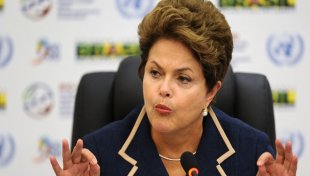 Dilma apela a líderes da base por aprovação de revisão da meta fiscal de 2015