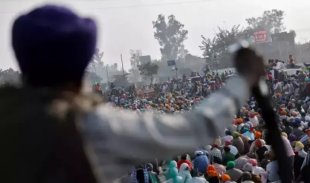 Morrem dezenas de agricultores em protestos na Índia