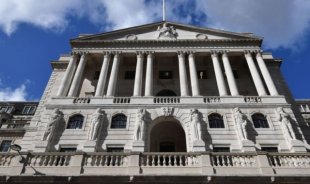 Trabalhadores da segurança e manutenção do Bank of England fazem primeira greve em 50 anos