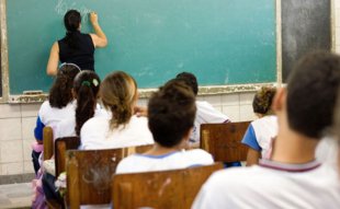 Milhares de professores do estado de São Paulo estarão sem salários no próximo mês
