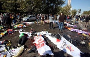 Mais de 80 mortos num atentado contra manifestação pela paz na Turquia