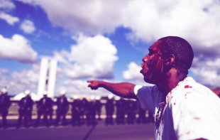 Repressão em Brasília: Sangue no chão, lucro nos céus