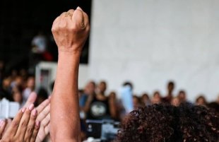 Construir os dias 8 e 18/3 com a força das professoras em greve contra Zema e Bolsonaro