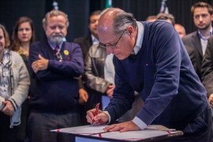Geraldo Alckmin promete cortar o orçamento de 6,9 bilhões para 2016