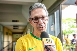 Romeu Zema (NOVO): ‘'Governo Bolsonaro tem corrupção, mas numa escala muito menor.'' 