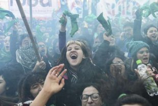 Chamado às mulheres brasileiras: venha marchar dia 8 de agosto pela legalização do aborto