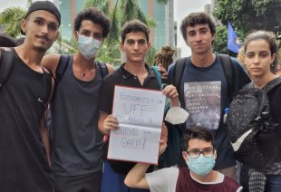 Estudantes da UFF em apoio à greve dos Garis do Rio de Janeiro