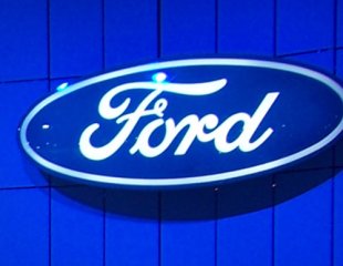 Ford segue intransigente em demissões e operários param a produção